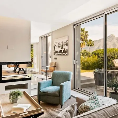 Villa - 3-bedroom With Pool And Mountain View