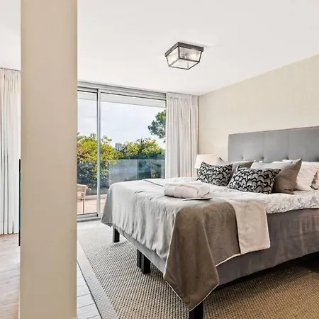 - 3-bedroom With Pool And Mountain View וילה *