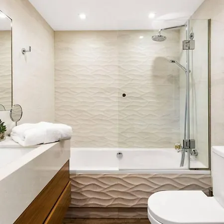 - 3-bedroom With Pool And Mountain View וילה מארבלה