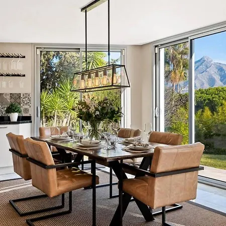 Villa - 3-bedroom With Pool And Mountain View *