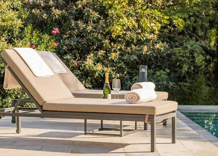 Willa - 3-bedroom With Pool And Mountain View Marbella