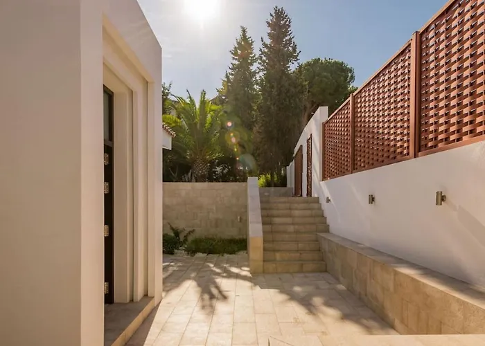 - 3-bedroom With Pool&mountain View Villa