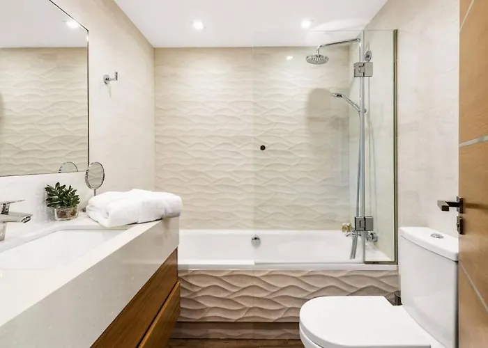 - 3-bedroom With Pool&mountain View Villa Marbella