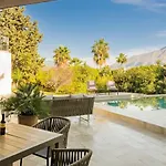 - 3-bedroom With Pool And Mountain View Villa *